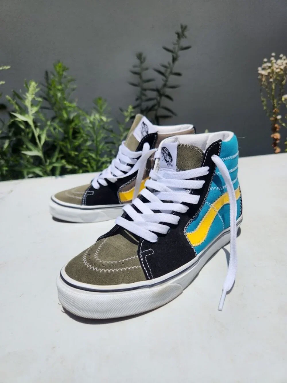 Vans Sk8-Hi Zig Zag Sneaker Shoes Suede / Canvas Tennis Shoes Size Women's 5